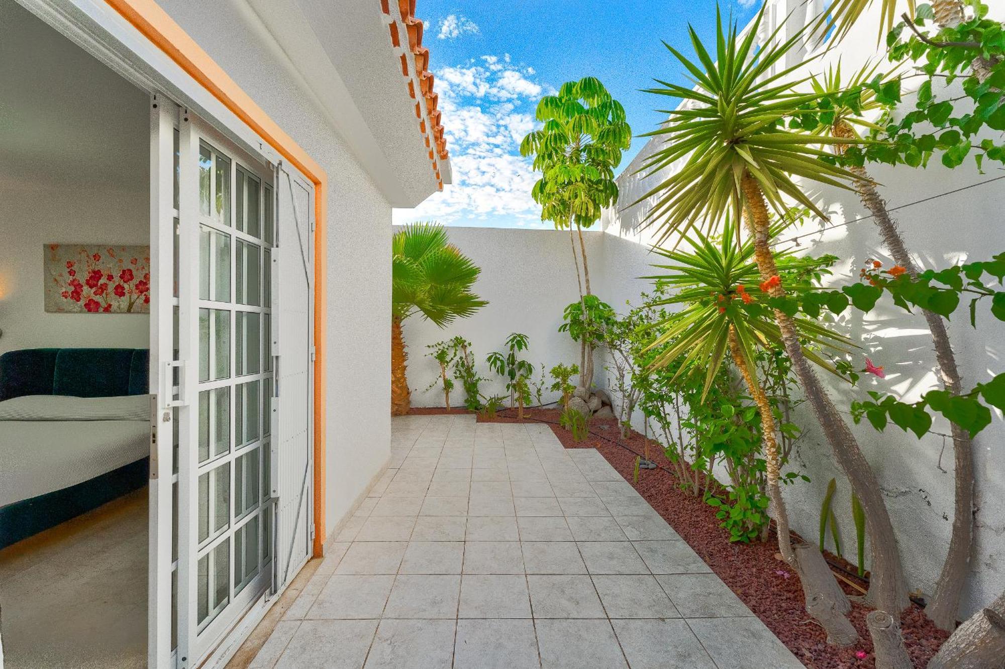 Marvelous Holiday Home - Villa La Caleta Адехе Екстериор снимка