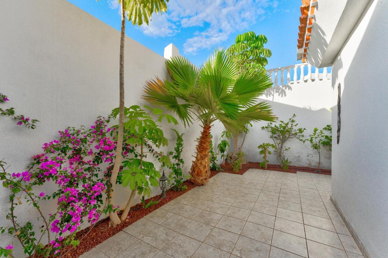 Marvelous Holiday Home - Villa La Caleta Адехе Екстериор снимка